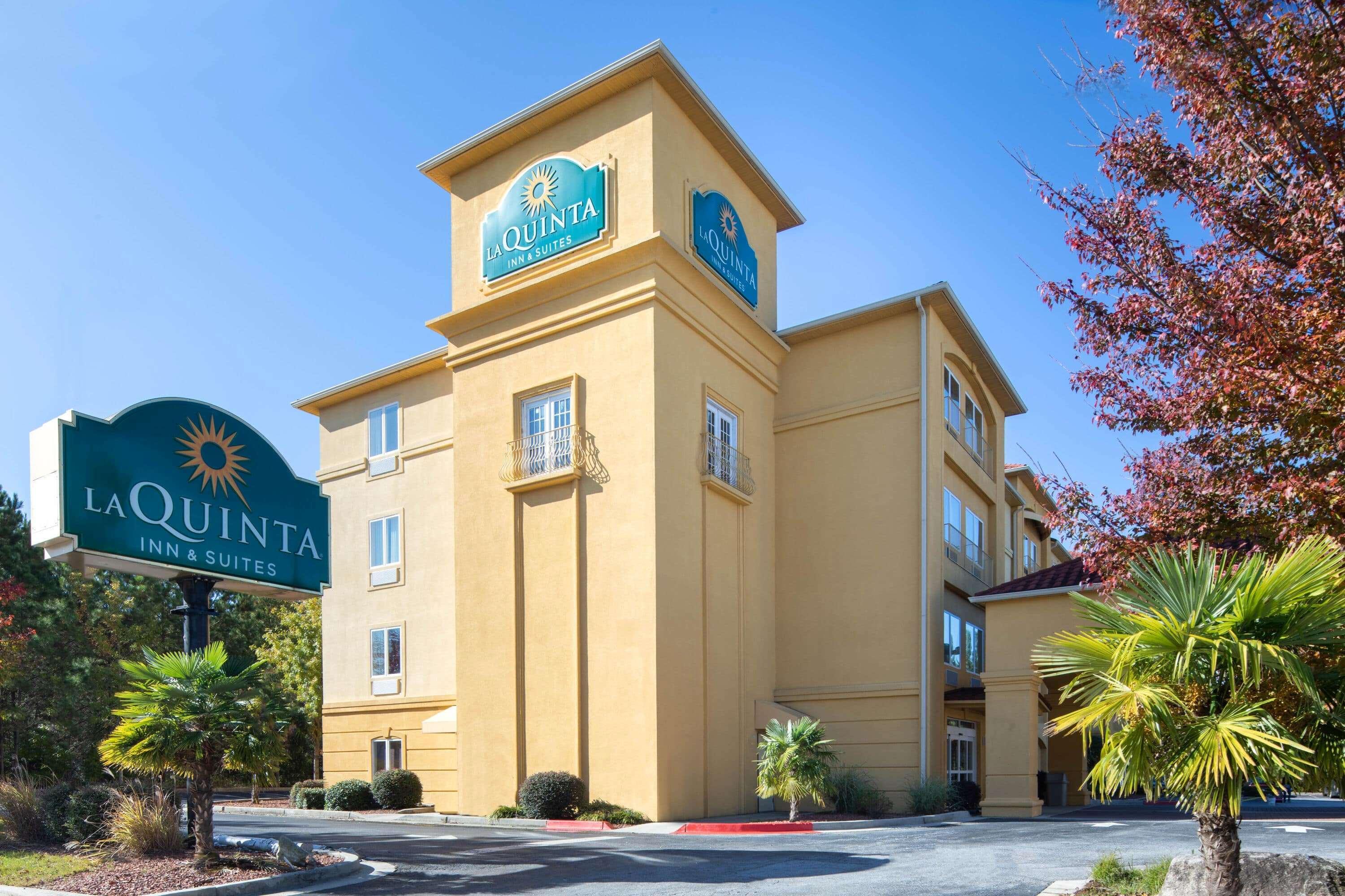 La Quinta By Wyndham Atlanta Union City Hotel Exterior photo